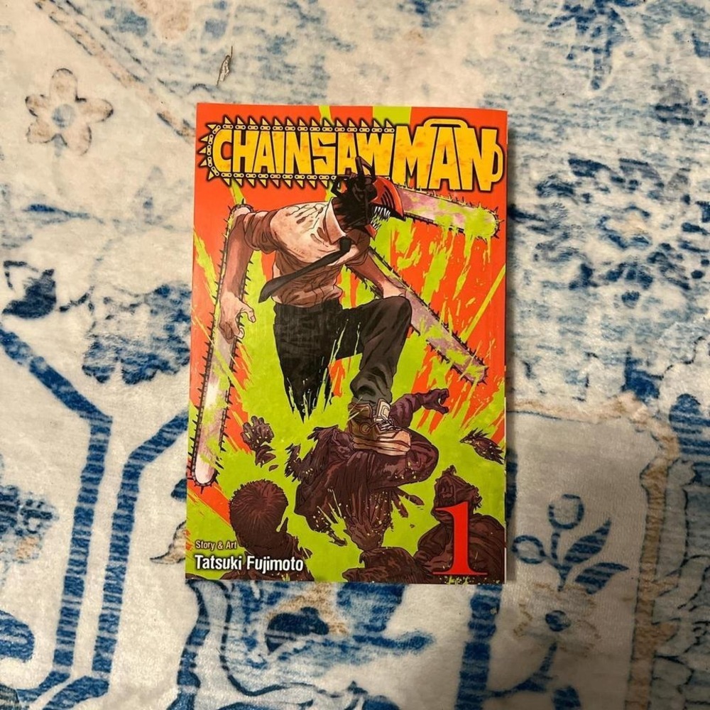 Chainsaw Man manga volume 1
